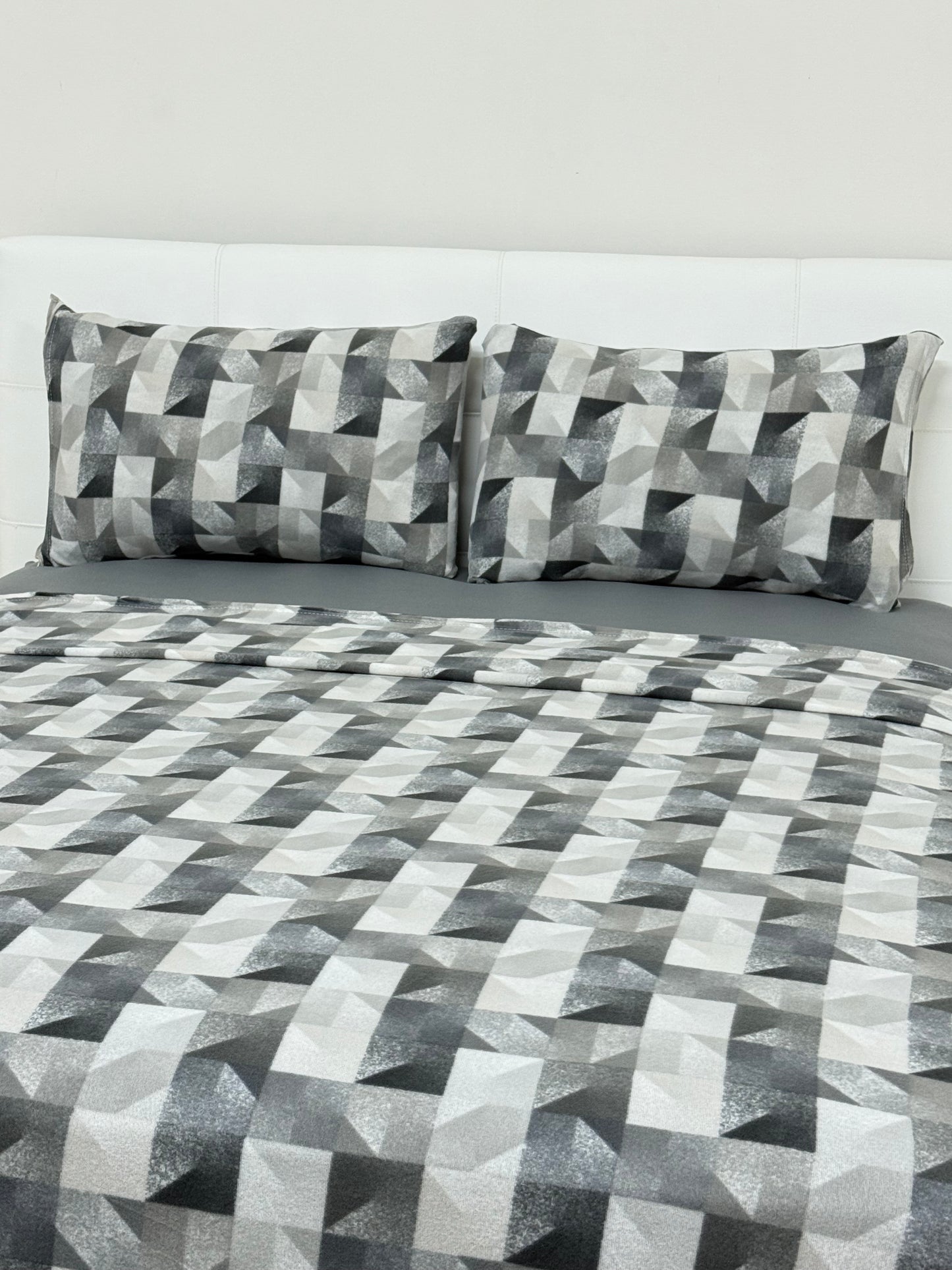 Completo letto in pile matrimoniale