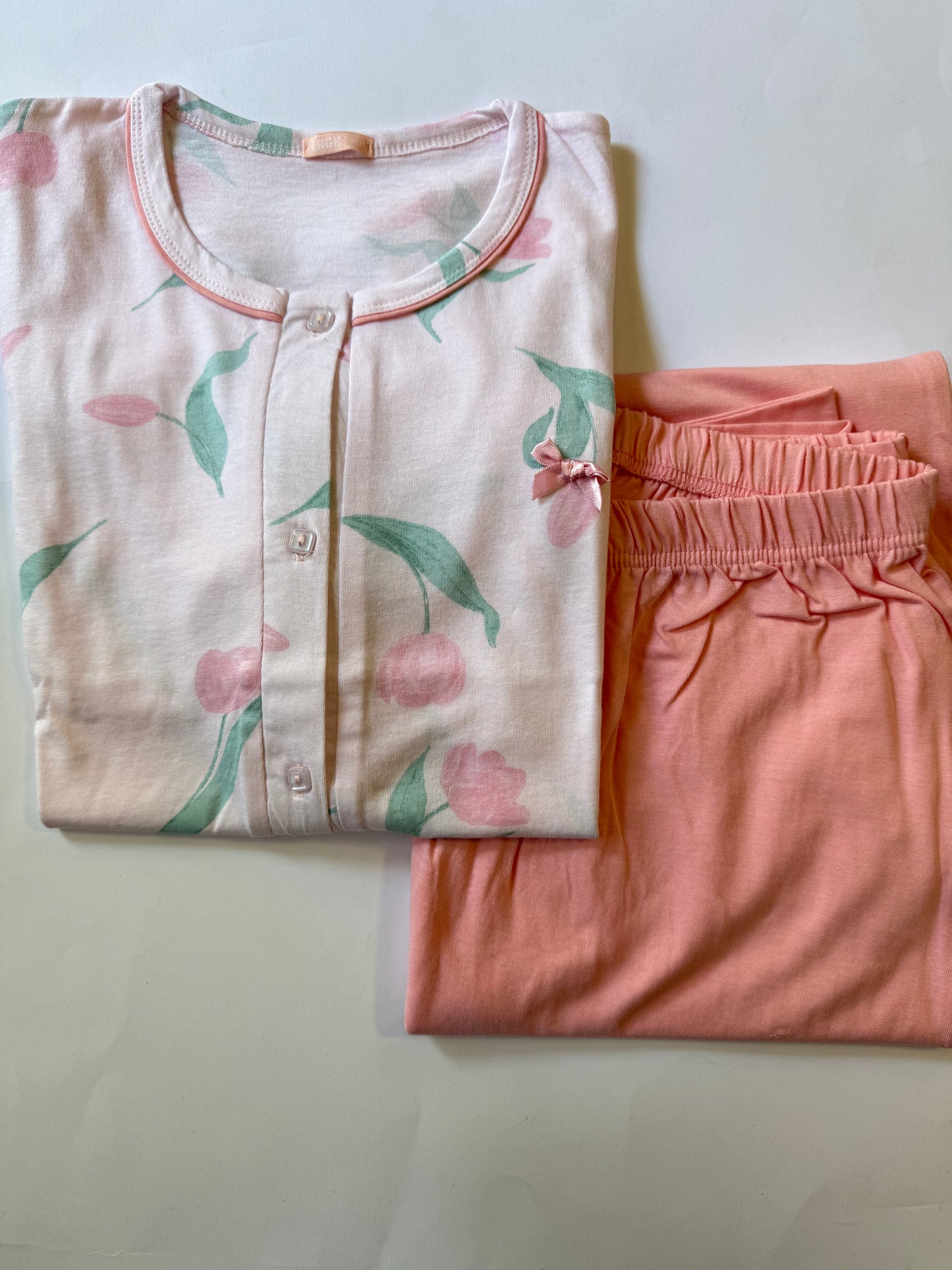 Pigiama donna mezza manica aperto con bottoni e pantalone lungo