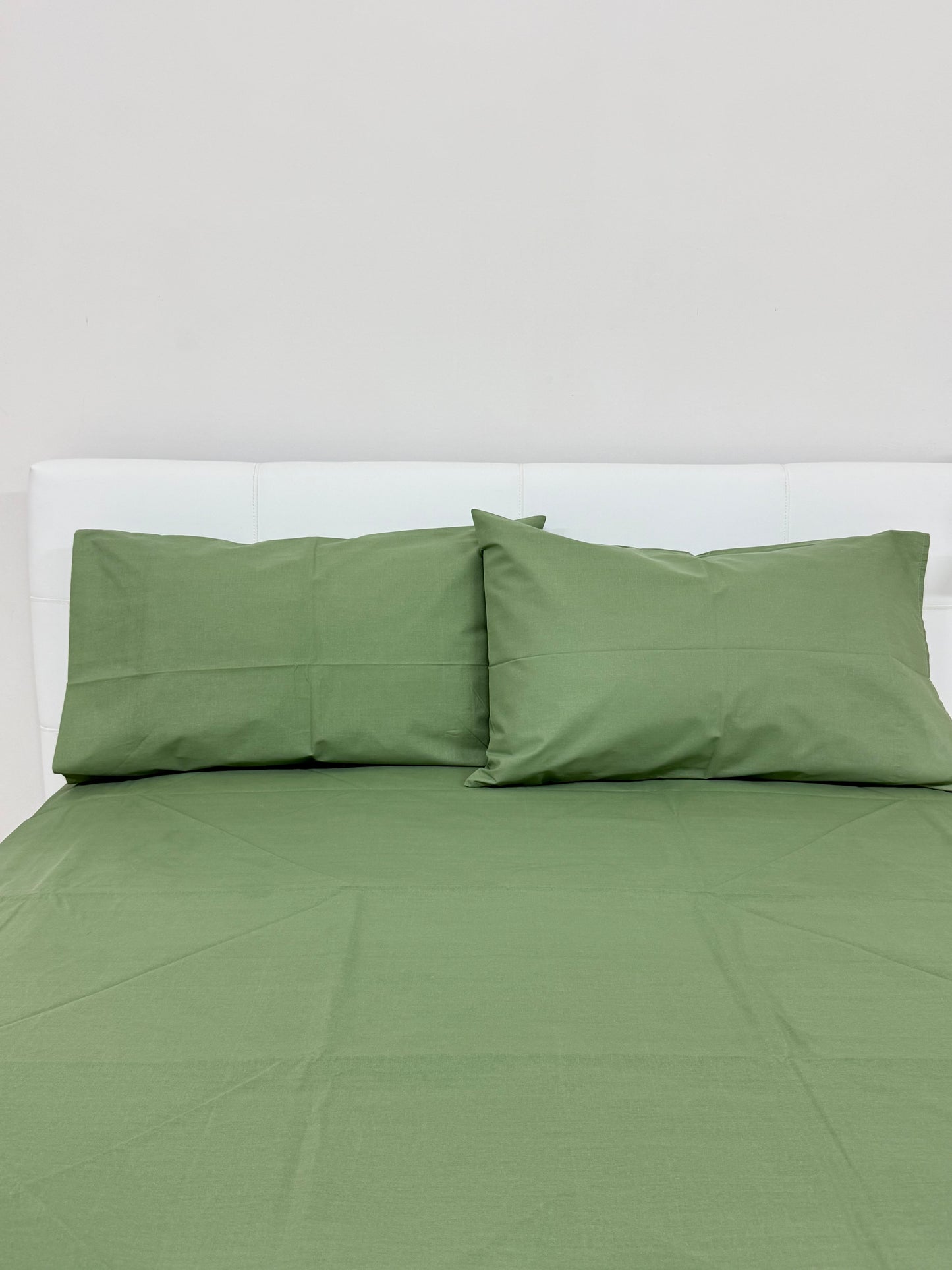Completo letto matrimoniale tinta unita