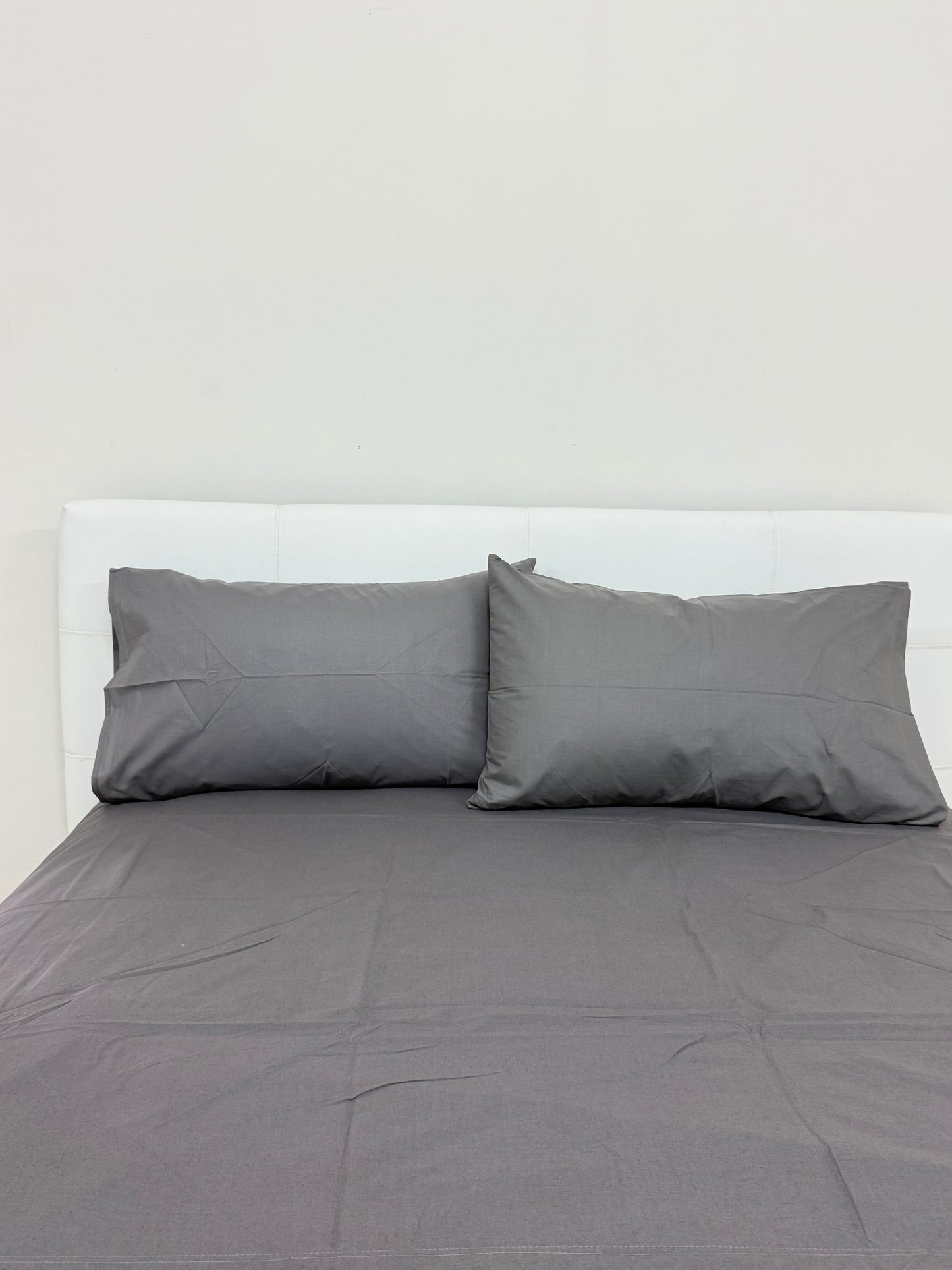 Completo letto matrimoniale tinta unita
