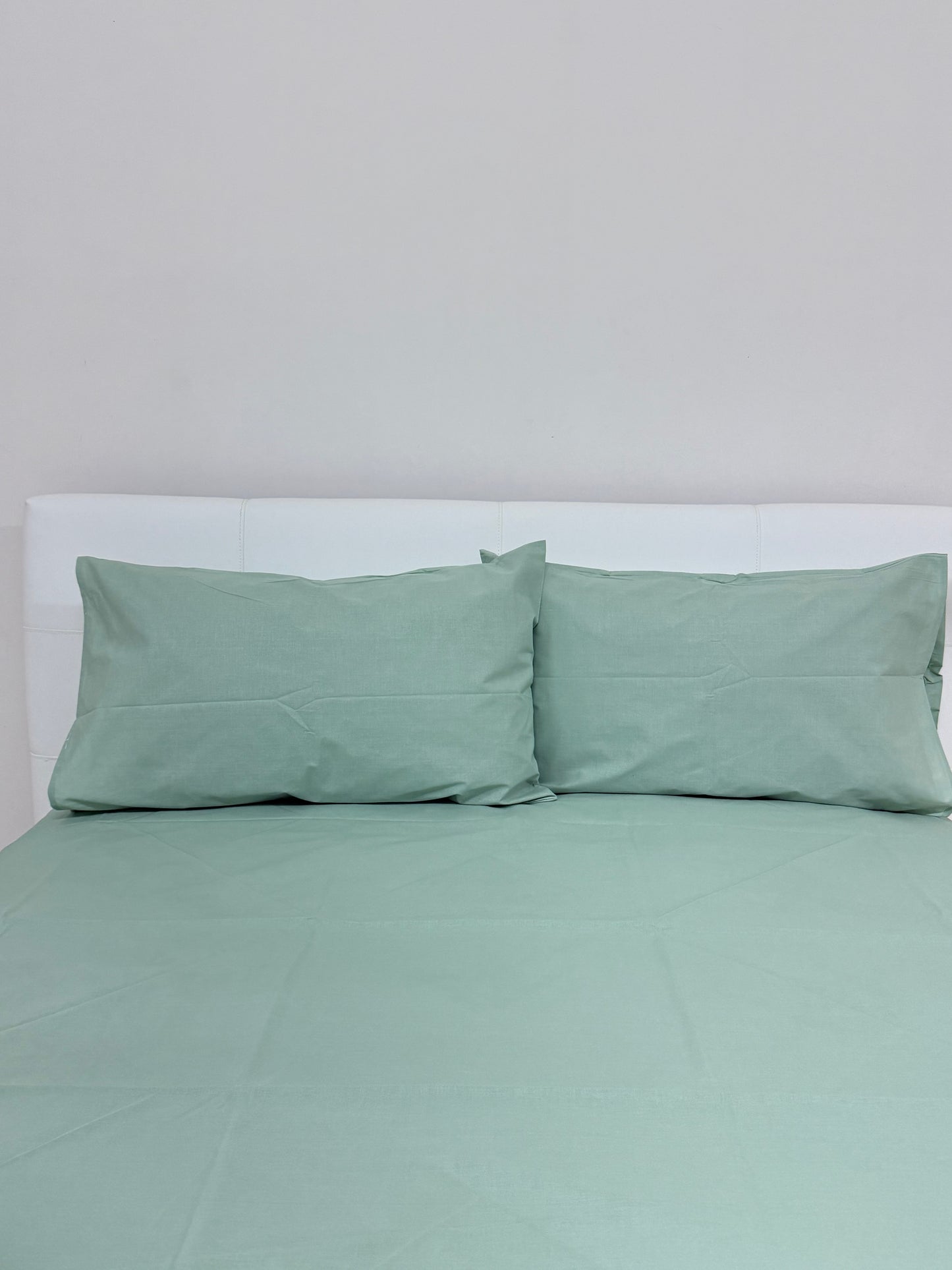 Completo letto matrimoniale tinta unita