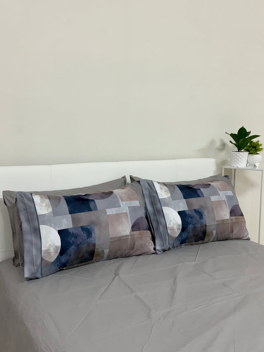 Lenzuola con 4 federe geometrie