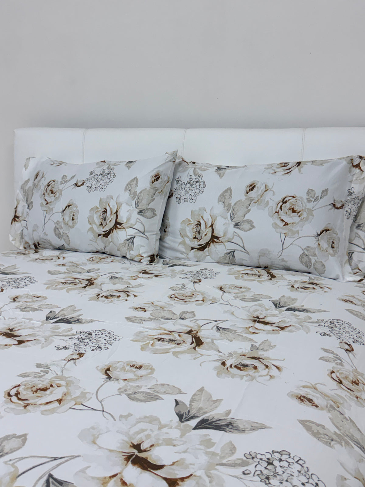 Completo letto in morbida microfibra